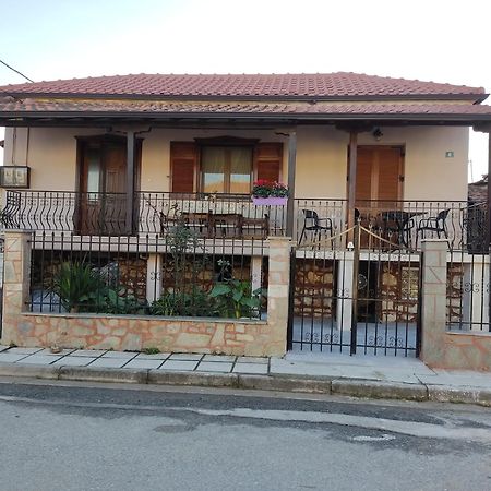 Renovated Apartment 300M From The Sea Ierissós Exterior foto